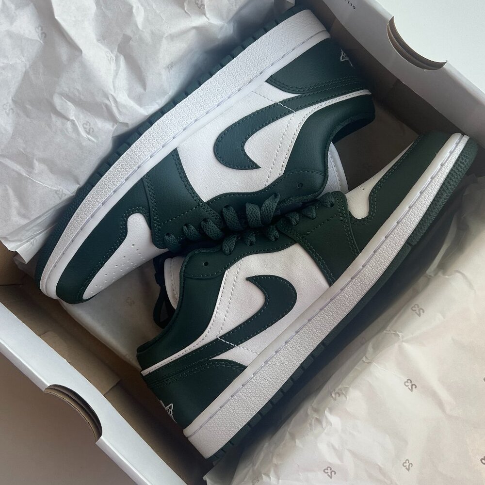 Brand New Women's Air Jordan Retro 1 Low 'Galactic Jade' DC0774-113